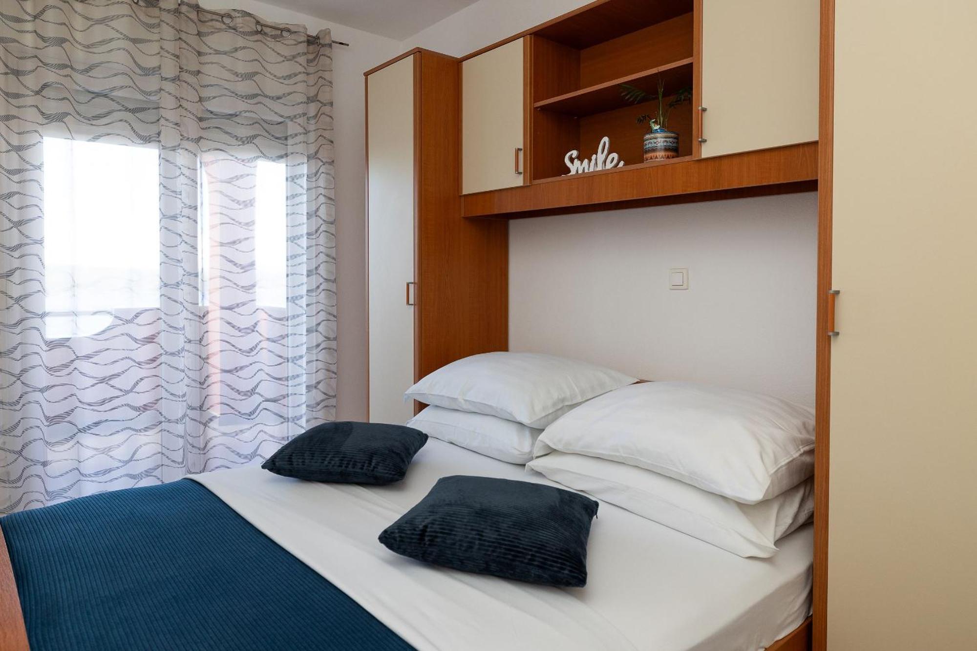 Apartments Mikanovic ซริกเวนิซา ภายนอก รูปภาพ