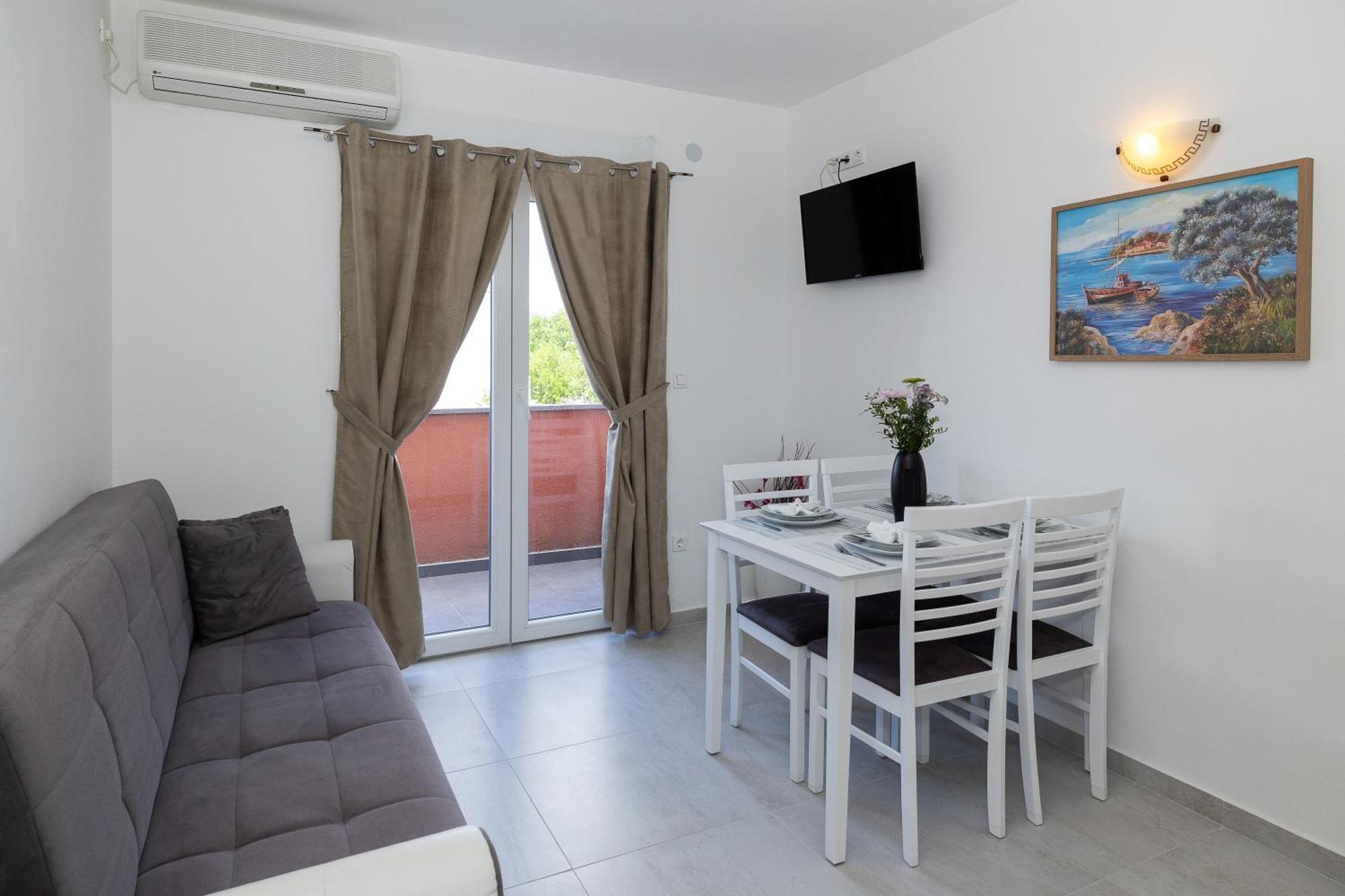 Apartments Mikanovic ซริกเวนิซา ภายนอก รูปภาพ