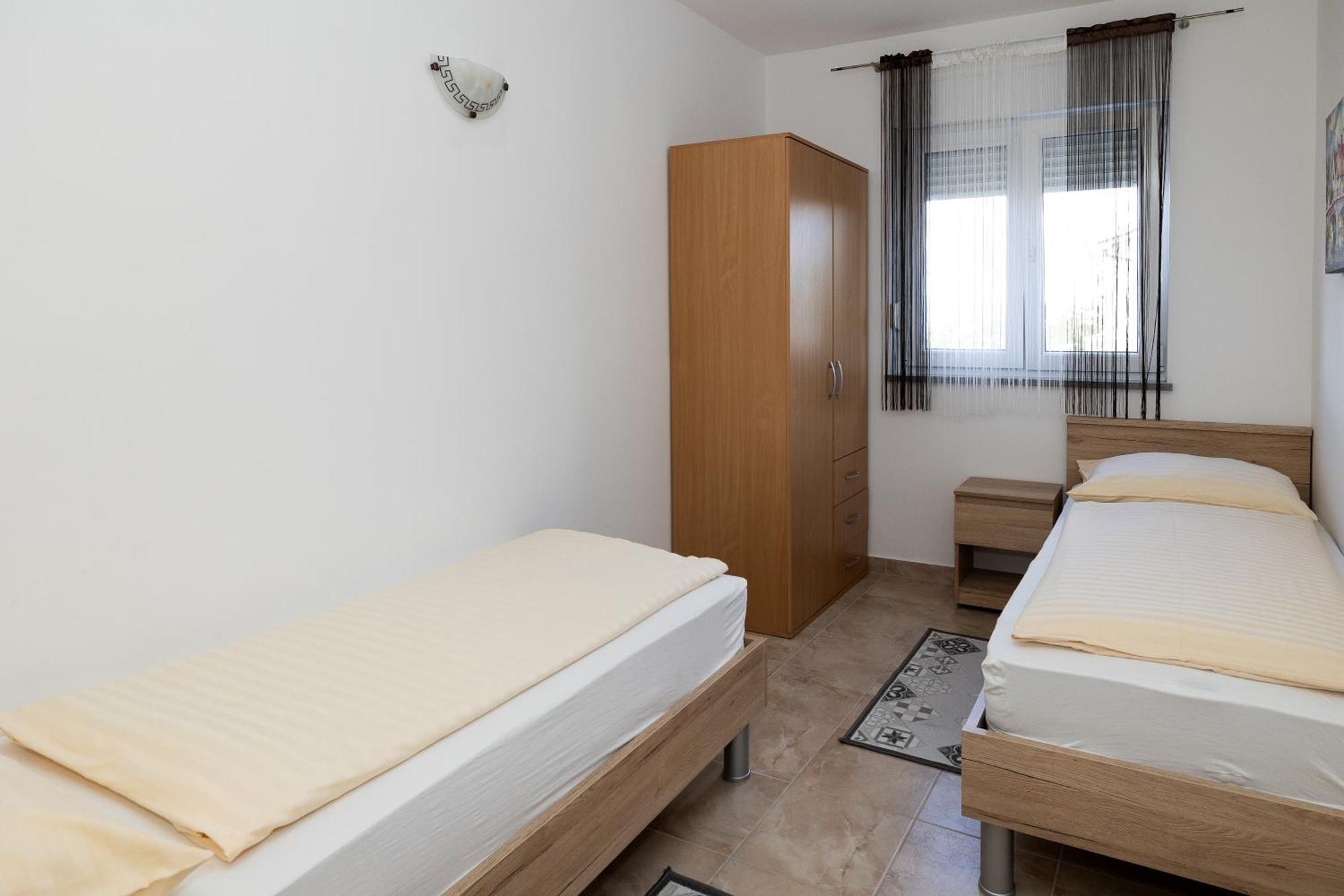 Apartments Mikanovic ซริกเวนิซา ภายนอก รูปภาพ