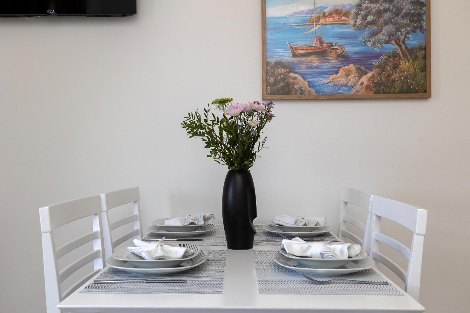 Apartments Mikanovic ซริกเวนิซา ภายนอก รูปภาพ